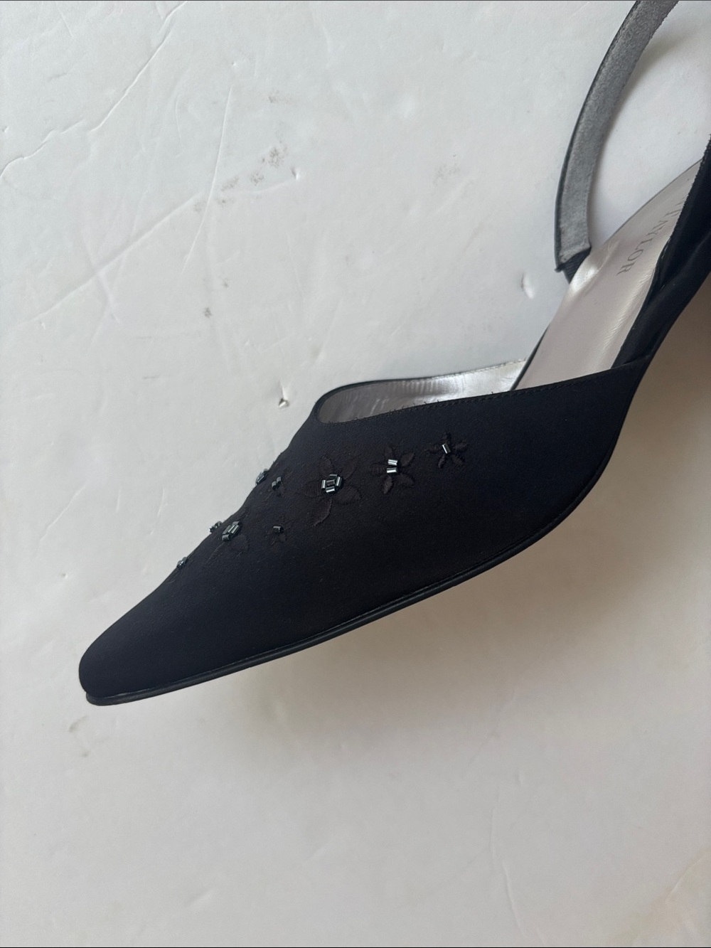Vintage 90s Ann Taylor Italy Slingback Kitten Heel Black Beaded Y2K Formal 9 Hot - Picture 6 of 17